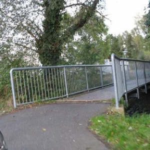 .... Radweg mit Brücke über Bach bei Meckenheim, schon ein Teil meines Rückweges  ....