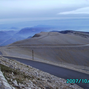 geschafft! - grandiose Aussicht vom Mt Ventoux