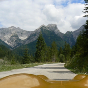 Das Mautsträßchen führt mich immer weiter in den Karwendel Naturpark hinein.