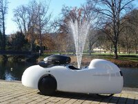 Velomobil-Springbrunnen Nagold.jpg