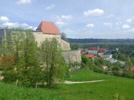 Tour 7.5.1 Burg Tittmoning.jpg