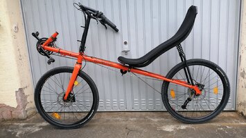 Matthias Orange Bike 2.jpg