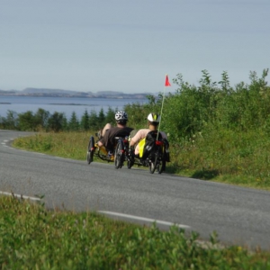 Ganz im Hintergrund am Horizont die Lofoten