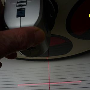 6) Spur mit Laser kontrollieren
