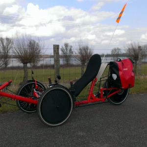 Steintrike Nomad am Rhein