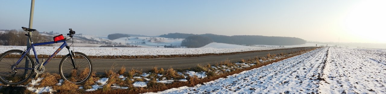 Die einsame Landstraße zwischen Affalterbach und Remseck