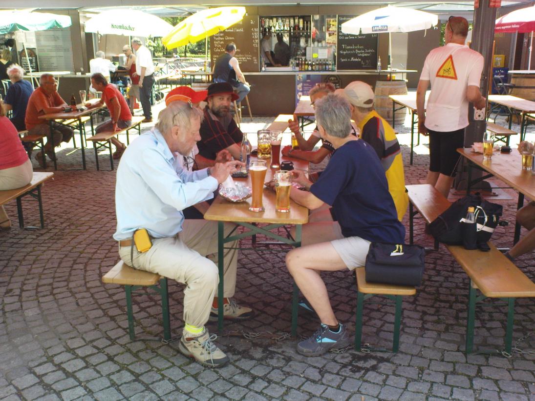 Mittag am Viktualienmarkt in Ingolstadt