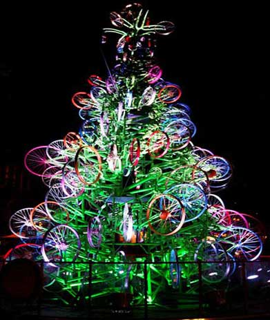 recycled-bike-christmas-tree-day-australia.jpg