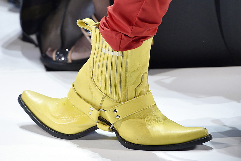 double-sided-cowboy-boots-hood-by-air-shoes-new-york-fashion-week-designboom-02.jpg