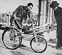 history-ravat-1937-le-cycliste.jpg