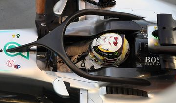 Mercedes-Halo-Test-Formel-1-2016-inlineImage-afba41b8-990418.jpg
