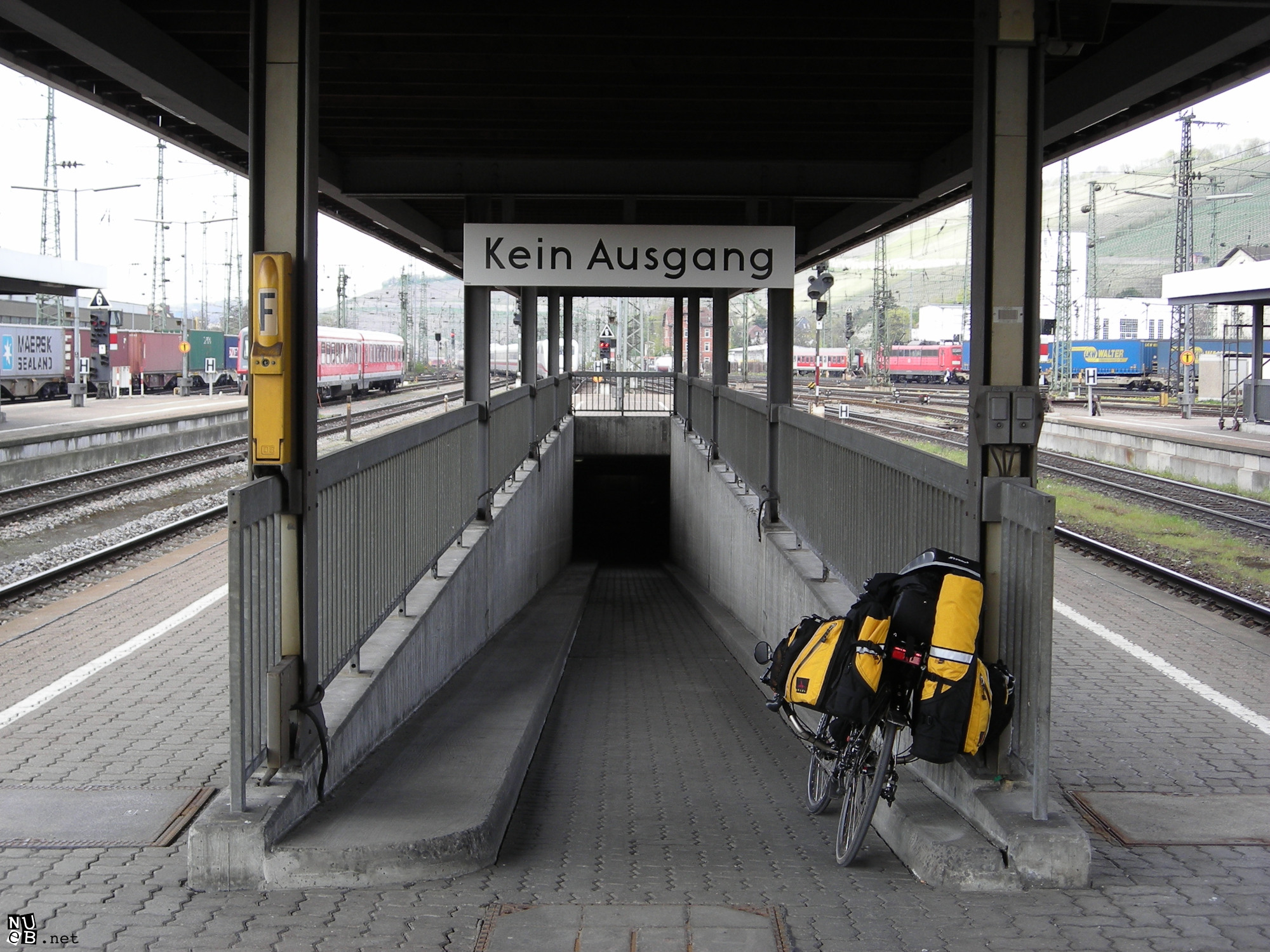 20100421-SPM-Wuerzburg-Hbf-5400.jpg