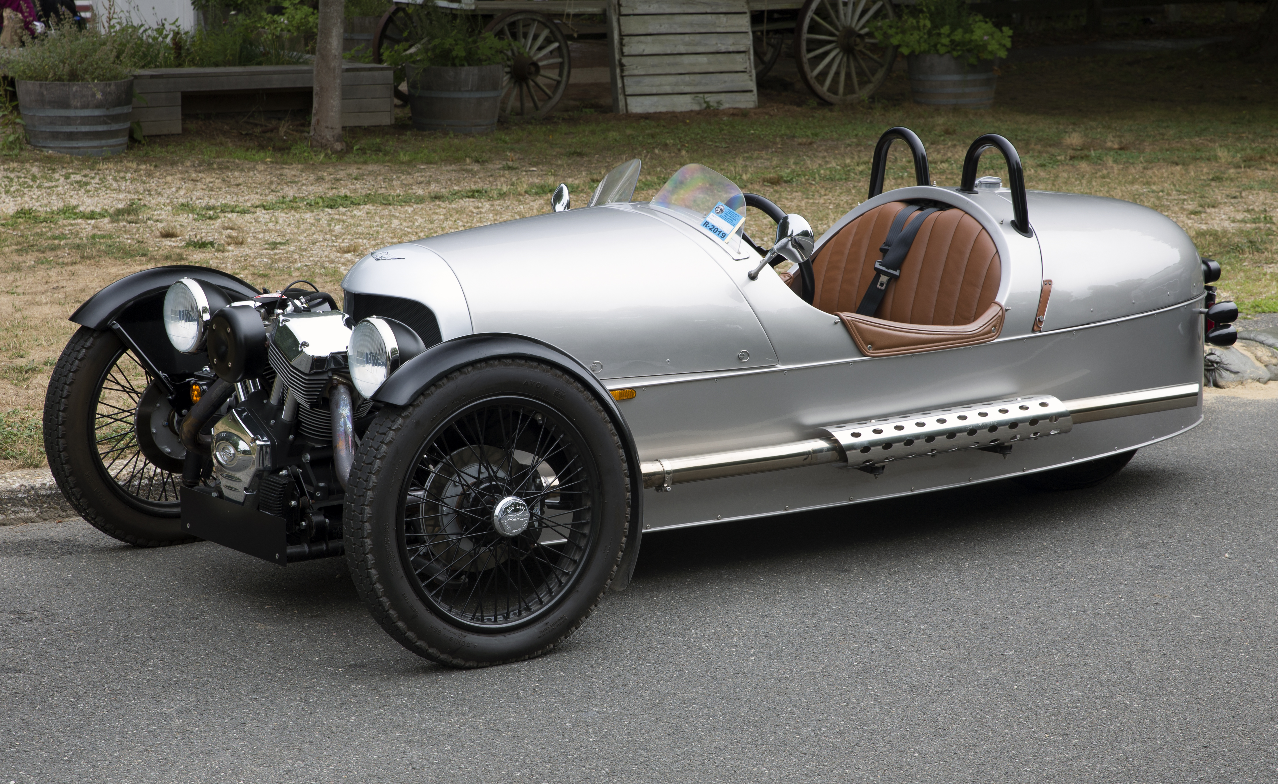 Morgan_3-Wheeler%2C_front_left_%28Amagansett%29.jpg