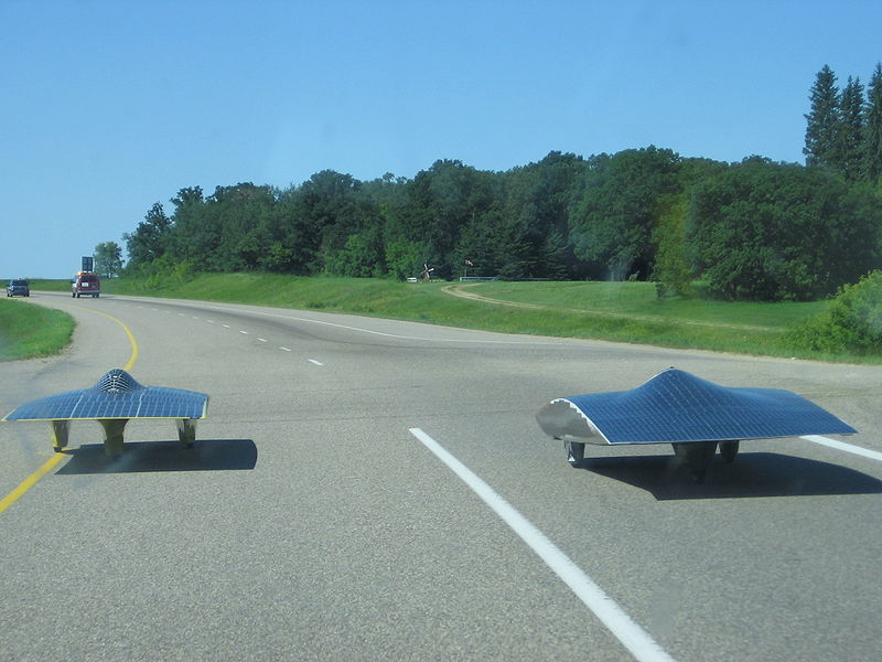 800px-Solar_Vehicles_-_Winnipeg.jpg