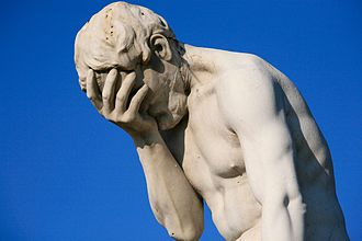 330px-Paris_Tuileries_Garden_Facepalm_statue.jpg